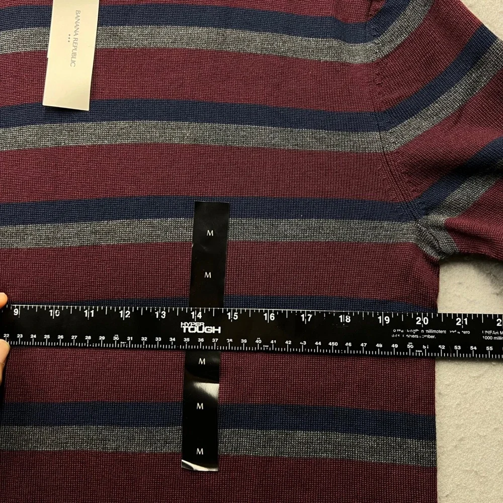 Banana Republic Mens Merino Wool Sweater Medium Burgundy Navy Striped Crew Neck